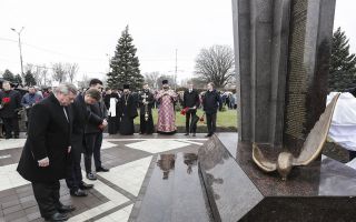 В день годовщины авиакатастрофы самолета FlyDubai в Ростове была установлена памятная стелла
